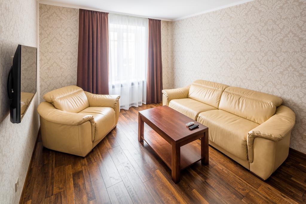 Ok Apartments Lviv Buitenkant foto